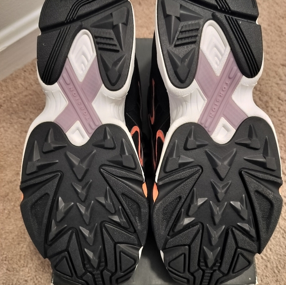 Adidas - Picture 9 of 9